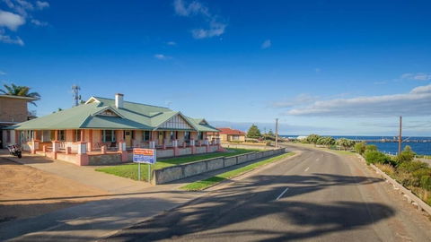 Kangaroo Island Seaview Motel - Accommodation Directory 1