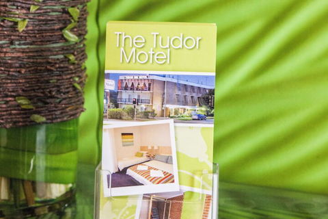 Alloggio Tudor Hamilton - Accommodation Directory 4