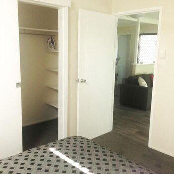 Fox Glenn Motor Inn - Accommodation Directory 5