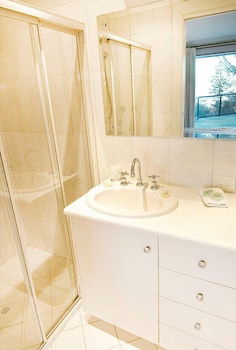Baudin House - Accommodation Directory 0