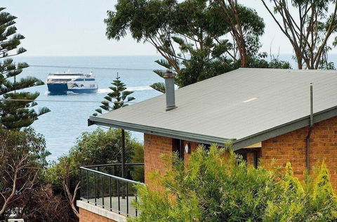 Baudin House - Accommodation Directory 4