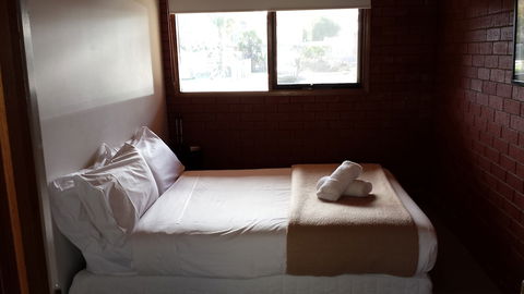 Boat Ramp Motel - Accommodation Directory 4