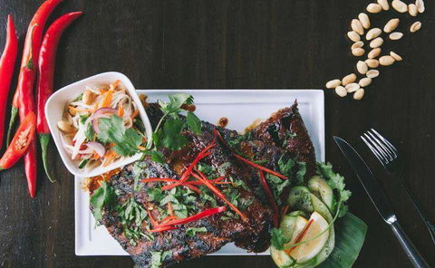 Eat Thai - Accommodation Directory 10