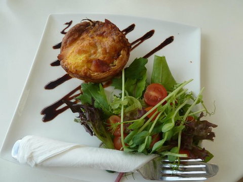 Frederick's Cafe - Accommodation Directory 0