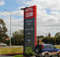 Hotel 520 - Accommodation Directory