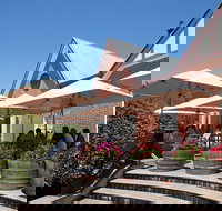 Primary at Pioneers Park - Accommodation Directory