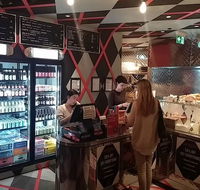 Huxtaburger - Accommodation Directory