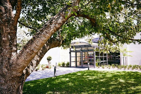 Cardinia Park Hotel - Accommodation Directory 0