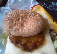 Carl's Jr. - Accommodation Directory