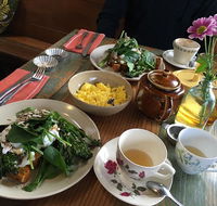 Coral Lee - Accommodation Directory