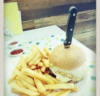 Cafe 85 Percent - Accommodation Directory