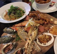 Inlet Hotel - Accommodation Directory
