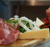 Volpino Pizzeria  Wine Bar - Accommodation Directory