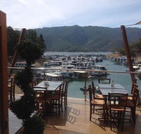 AQUA Bar  Cafe Lake Eildon - Accommodation Directory