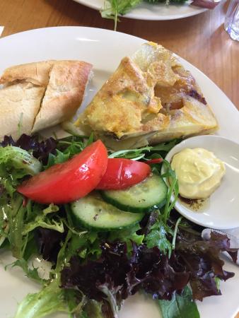 Fraga's Cafe - Accommodation Directory 0