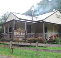 Wally Pub - Accommodation Directory