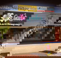 Leila's Cafe and Newsagency - Accommodation Directory