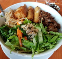 Song Nhi Vietnamese - Accommodation Directory