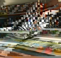 Lynch's Hub - Accommodation Directory