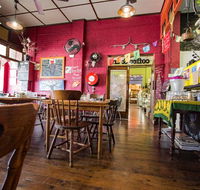Vincent's at the Coliseum - Accommodation Directory