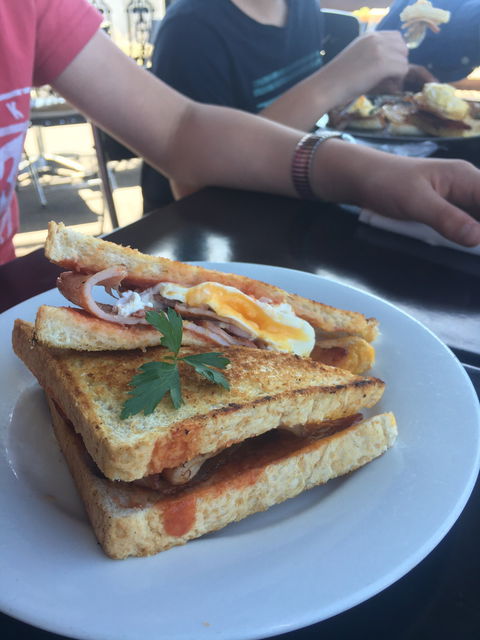 Deloraine Deli - Accommodation Directory 12