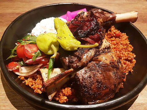 Cook & Co Casual Dining - Accommodation Directory 0