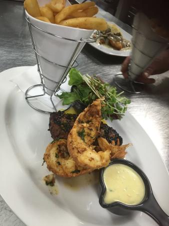 Steelers Seafood & Grill - Accommodation Directory 0