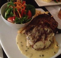 Bowning Hotel Dining Room - Accommodation Directory