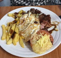 Peter'sCafe - Accommodation Directory