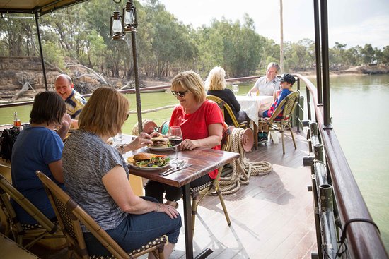 Wunghnu VIC Accommodation Directory