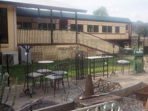 Snake Gully Cafe - Accommodation Directory 0