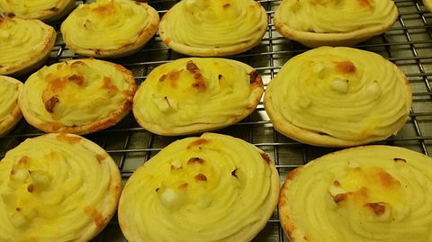 Sutton's Bakery - Accommodation Directory 0