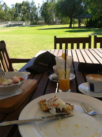 Deniliquin NSW Accommodation Directory