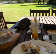 The Crossing Cafe - Accommodation Directory