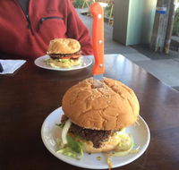 Thunderbolts Cafe  Takeaway - Accommodation Directory