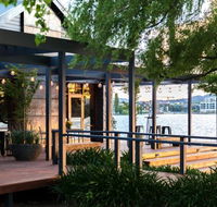 The Boat House - Accommodation Directory