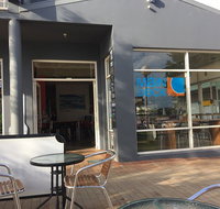 Main Deck Cafe - Accommodation Directory