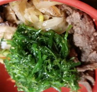 Mee's Sushi - Accommodation Directory