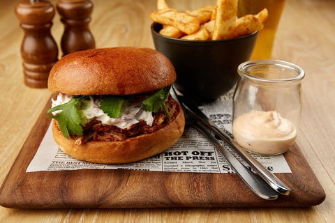Eltham Hotel Bistro - Accommodation Directory 0