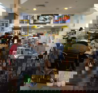 Debonair's Cafe - Accommodation Directory