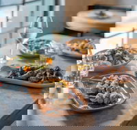 Bread  Bone - Accommodation Directory