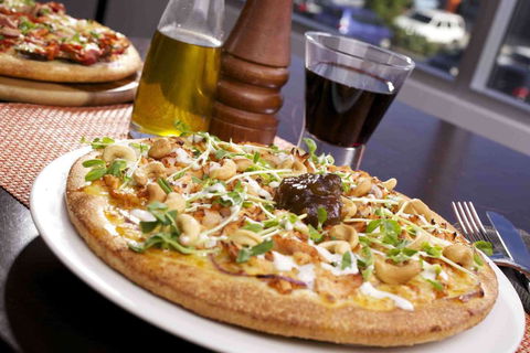 Pizza Capers - Noosa Heads - Accommodation Directory 0