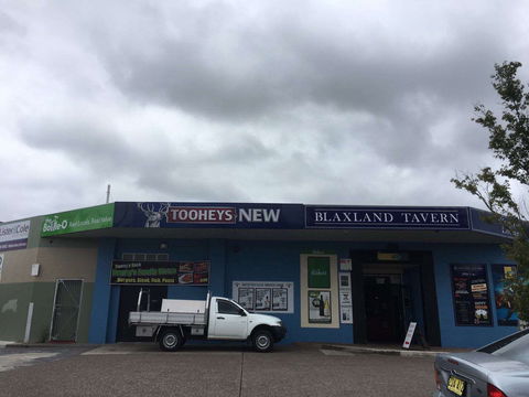 Blaxland Tavern - Accommodation Directory 0