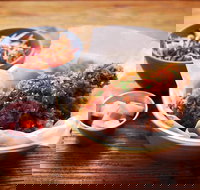 Flying Tong - Accommodation Directory