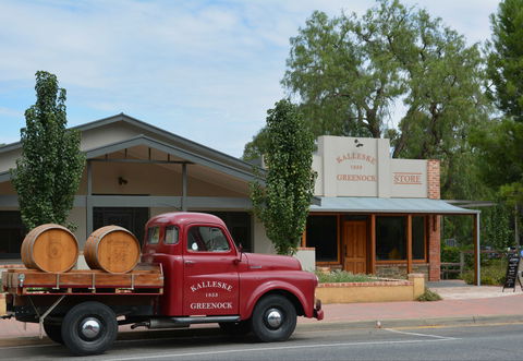 Kalleske Wines - Accommodation Directory 0