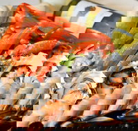 Salty's at the Creek - Accommodation Directory