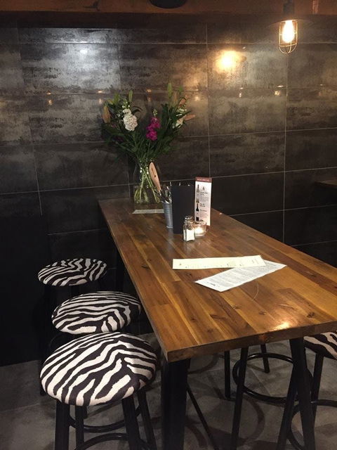 Z Bar And Restaurant - Accommodation Directory 0