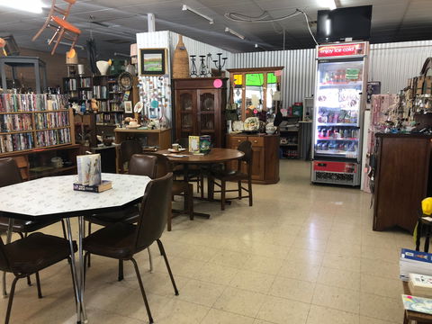 Wallaroo Treasures And Treats Cafe - Accommodation Directory 0