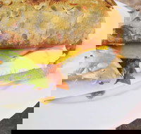 Ivanhoe Caf - Accommodation Directory