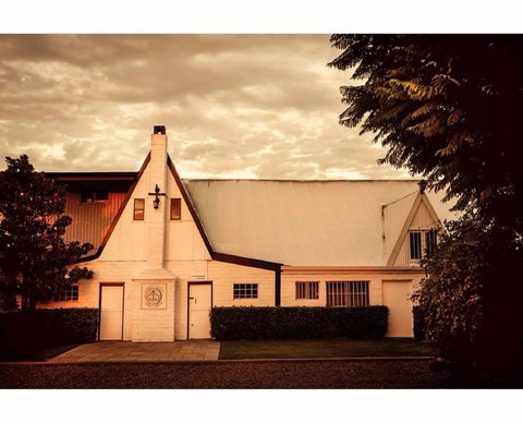 Lake's Folly Vineyard - Accommodation Directory 0